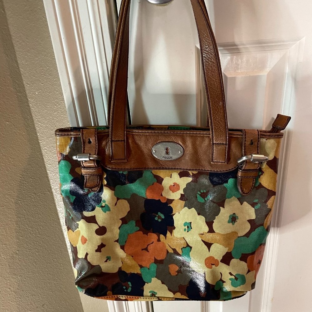 Fossil Key per with leather and Floral Coated Canvas